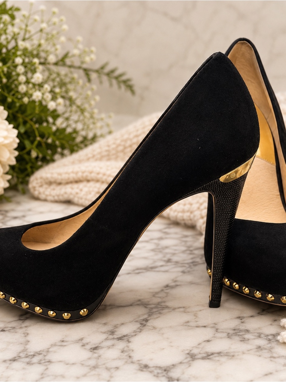 Michael Kors Ailee Studded Suede Platform Pumps size 6.5 - Picture 3 of 15